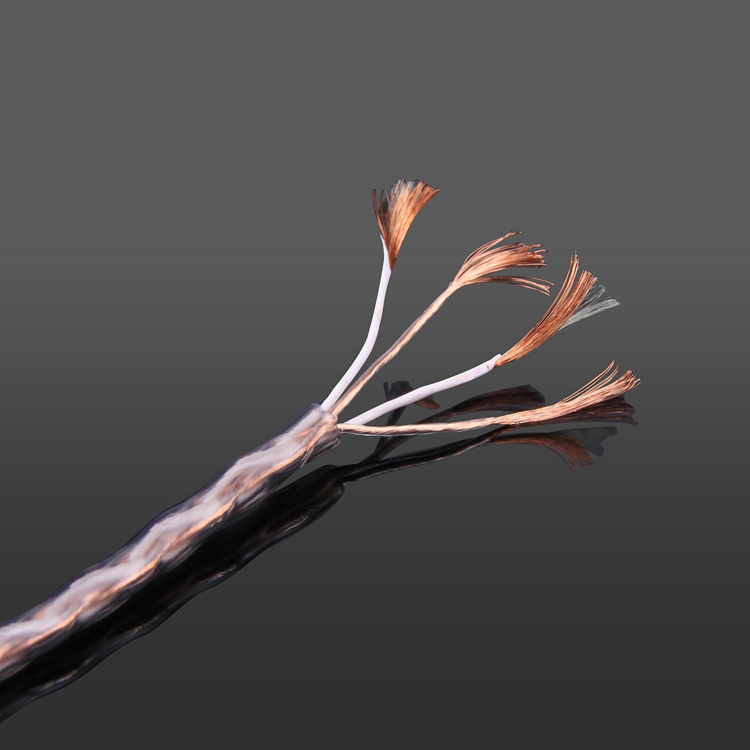 2.5Mm/4.4Mm OCC Viền Cân Bằng  - đánh giá và giá Sennheiser Headphone Momentum 4